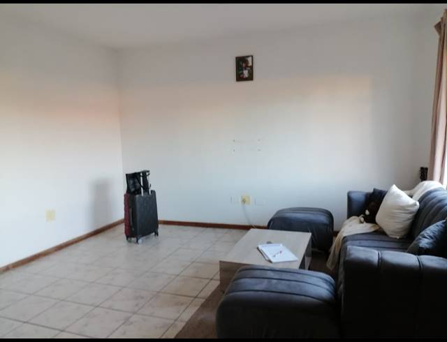1 BEDROOM APARTMENT FOR SALE IN GREENHILLS